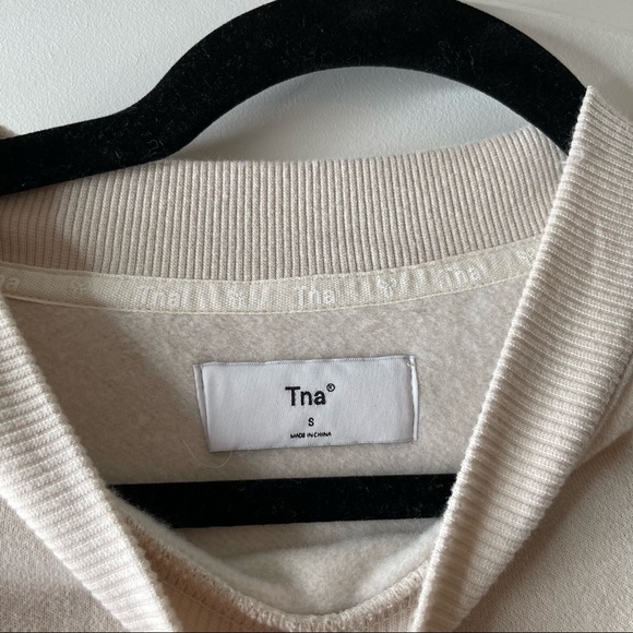 BRAND NEW ARITZIA CREW - Picture 3 of 3